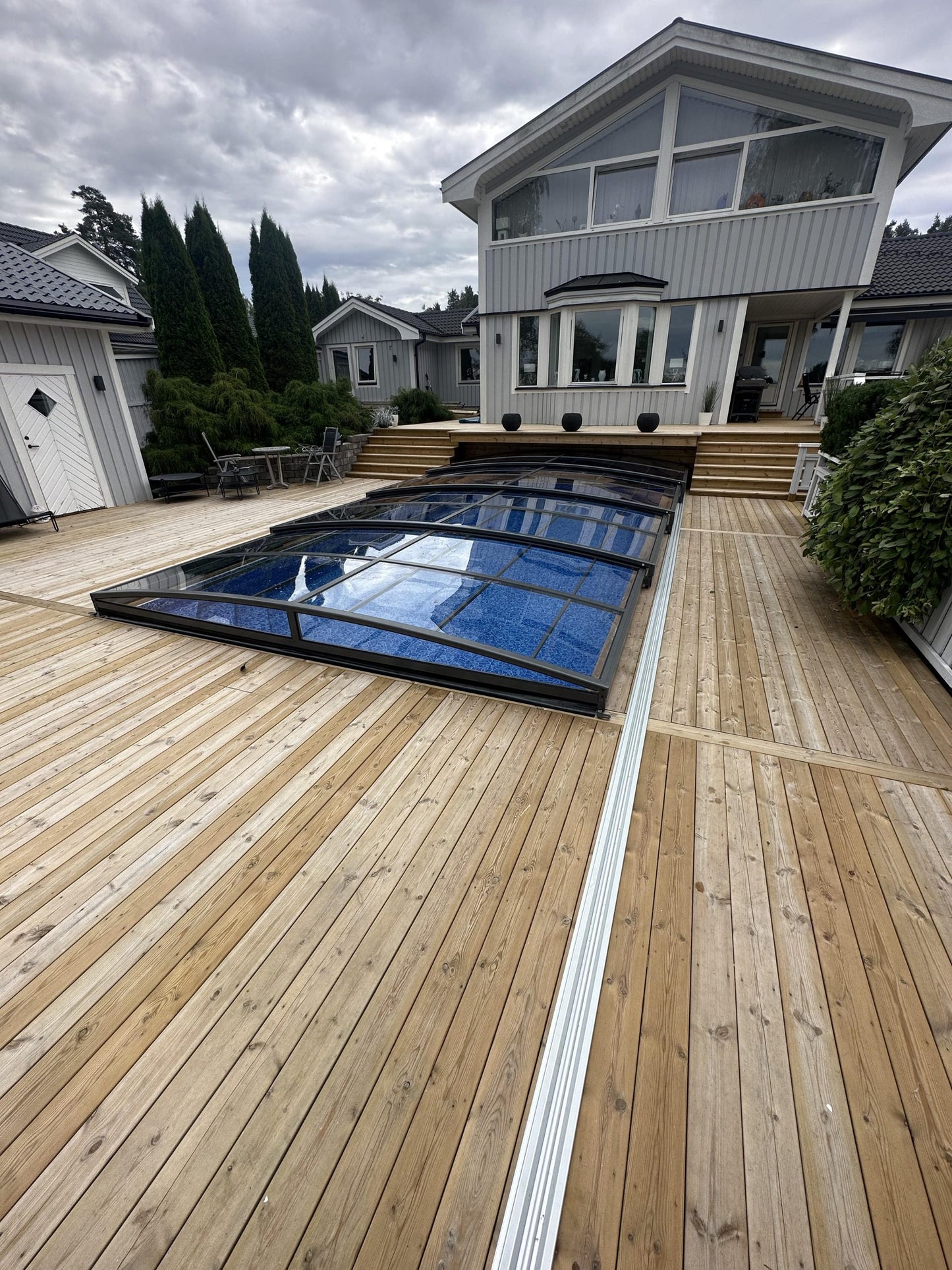 Pooloverdækning Sydney 3,5×4,2 (Enkelt skinne, Antracit)