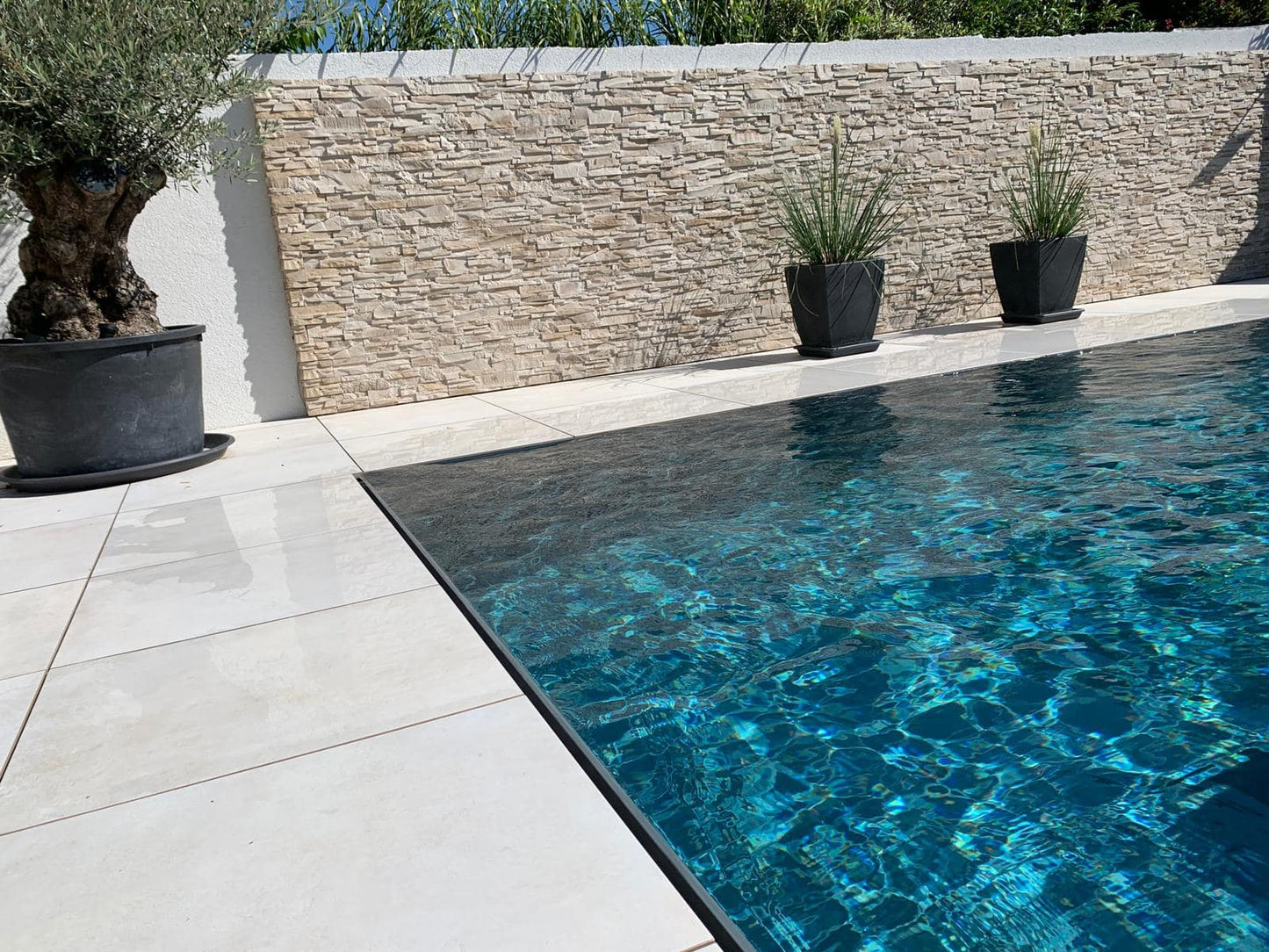 Pooltime Exclusive Overflow PP -allas Balanstank 4 x 10 x 1,5 m