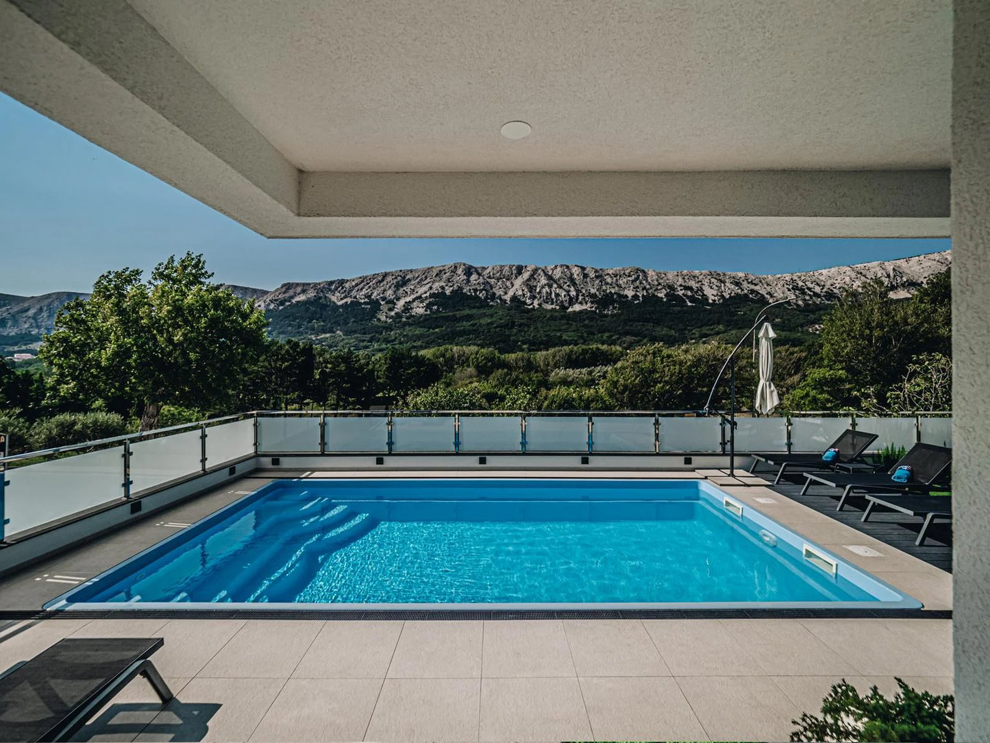 Lasikuituallas Aruba 800 8,20m x 3,70m x 1,50m