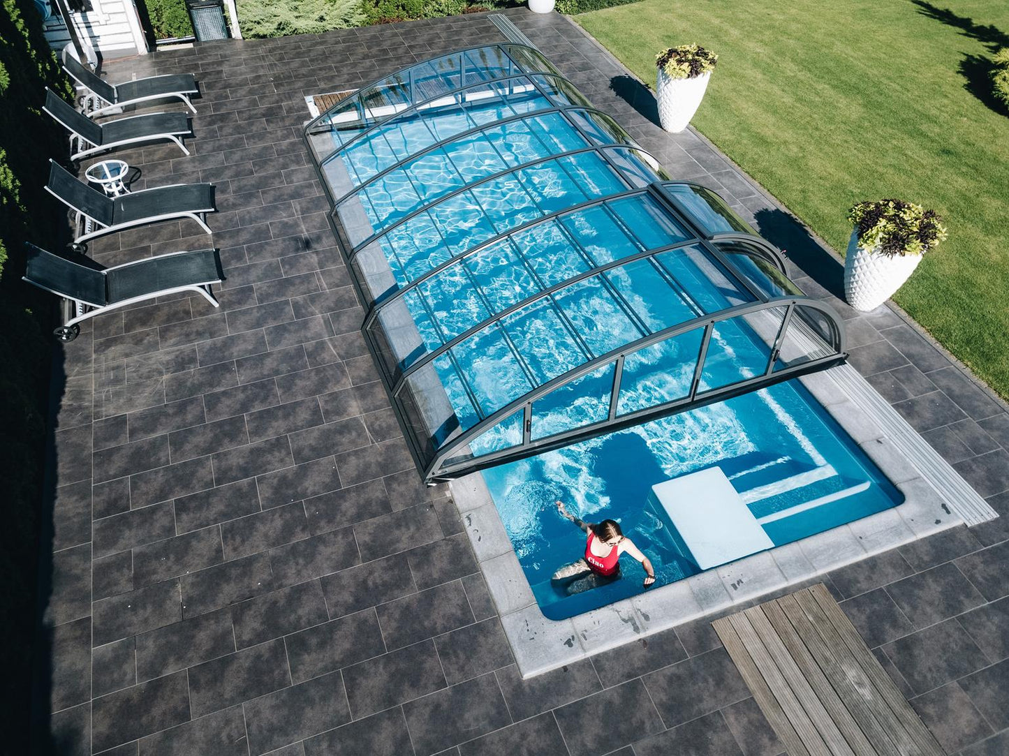 Lasikuituallas Trinidad 9,70m x 3,70m x 1,60m