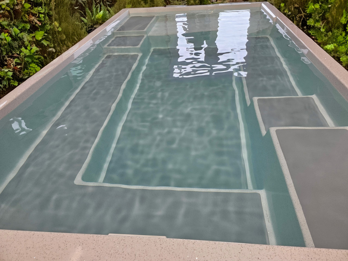 Minipool Wellness -allas MIRA390 388x228x80